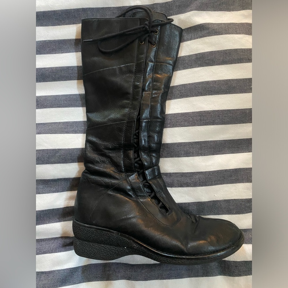 Miz Mooz lace up boots